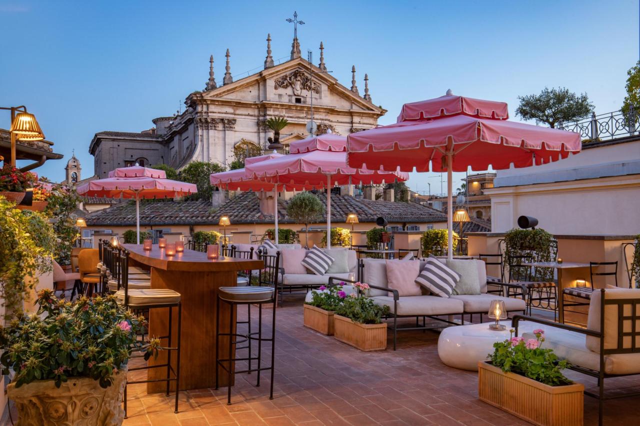 Rooftop bars america views drinks